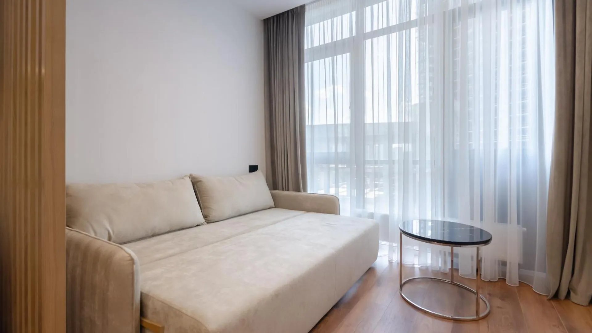 Petrovdom 2-5 New Apartment In Rc Novopecherski Lypky, 19B Andrii Verkhogliad Street Kiev 0*,  Oekraïne